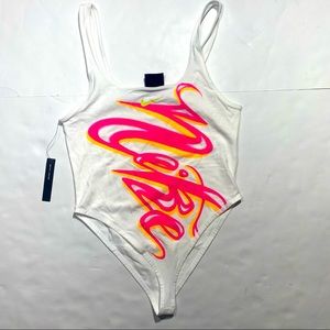 Nike Woman’s White Bodysuit With Logo Hot Pink & Orange Graffiti NWT Size M